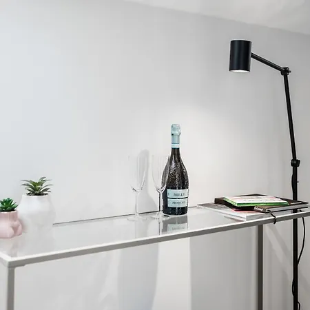 Millennium Hideaway Apartment *