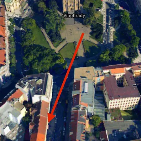 Location In Prague! 4 Bedrooms And Super Host! Prague
