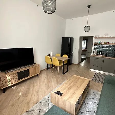 Modern In The Heart Of Vrsovice