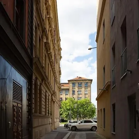 Apartment Anjelsky 95m *
