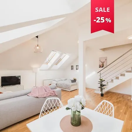 Apartment Grand Loft 110m2 Prague