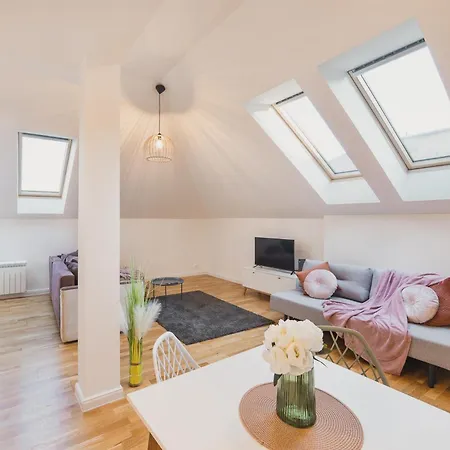 Royal Loft