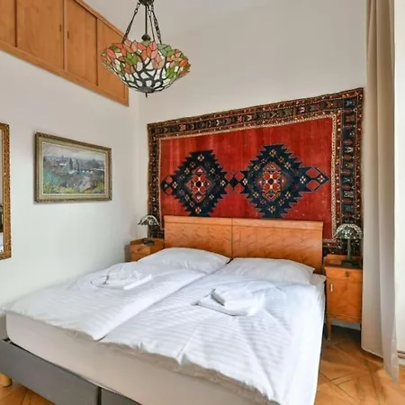 4 Sigle Beds Or 2 Double Beds Luxury Apartment