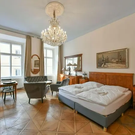 4 Sigle Beds Or 2 Double Beds Luxury Apartment