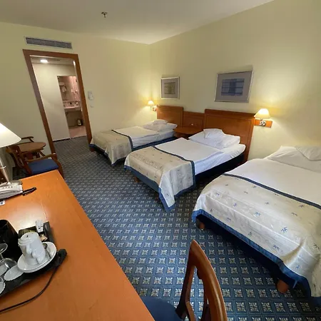 Hotell Ramada City Centre 4*