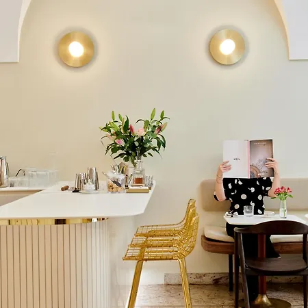 Hotel Nerudova 211 Prague