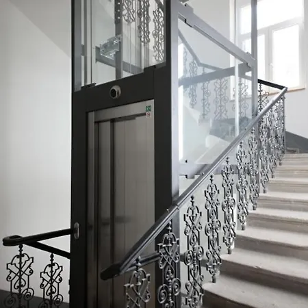 Karlin - Pernerova 18 Apartment
