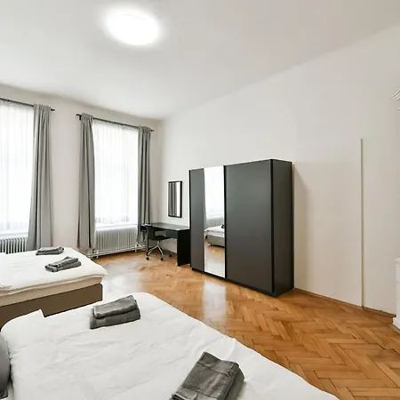 Aparthotel Wsp Petrin Garden *