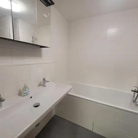 Terrace And Free Parking Apartment *