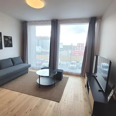 Apartment Terrace And Free Parking