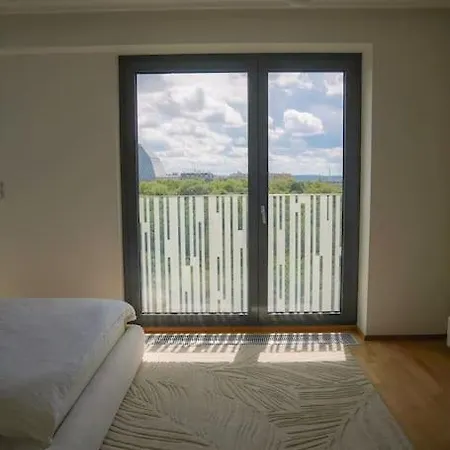 Design Luxury Near The Center * Prague