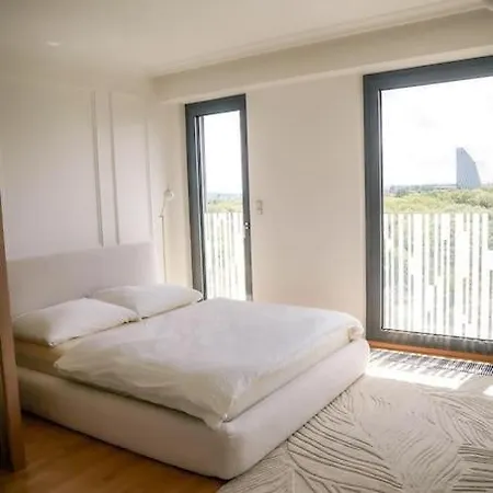 Apartment Design Luxury Near The Center *
