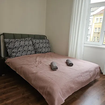 Apartment Zizkov 2c Prague
