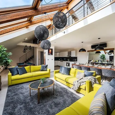 Ac Luxury Loft Friends & Family Edition *