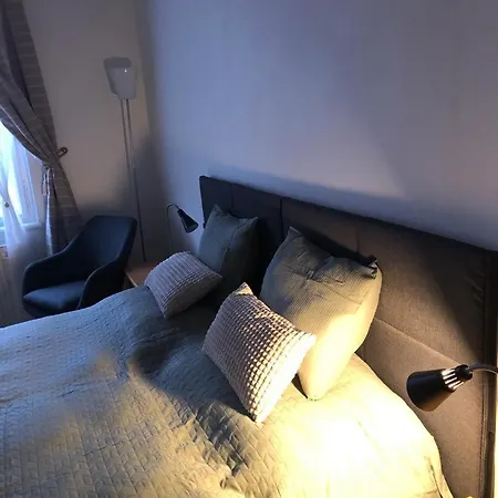 Janlouis Apartment