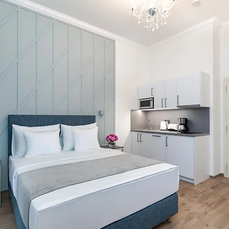 Eight Secrets Boutique By Dwellfort Aparthotel 4*