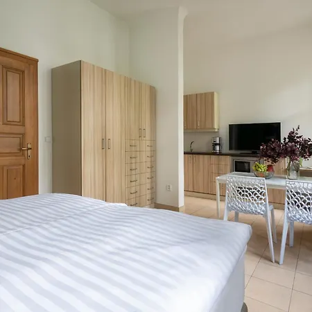 Bohemian Dreams And By Dwellfort Aparthotel 4*