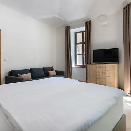 Aparthotel Bohemian Dreams And By Dwellfort Prague