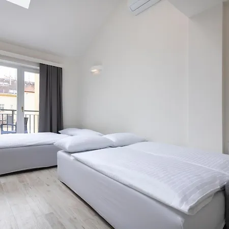 Aparthotel Kinsky Garden And By Dwellfort
