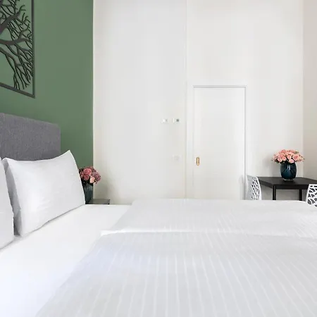 Kinsky Garden And By Dwellfort 4*