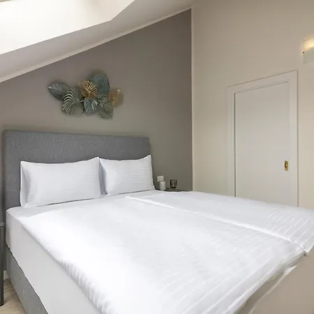 Aparthotel Kinsky Garden And By Dwellfort 4*