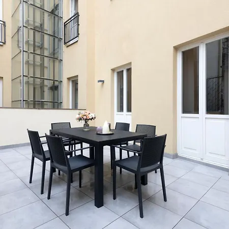 Kinsky Garden And By Dwellfort Aparthotel