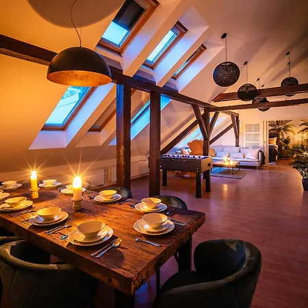 A/c Lux Rooftop 6br+3.5bath Wenceslas Square Apartment Prague