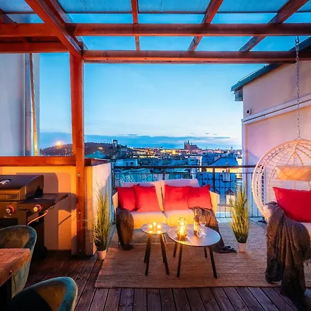 A/c Lux Rooftop 6br+3.5bath Wenceslas Square Prague
