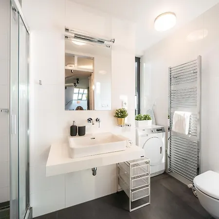 5br+2bath Old Town Loft Luxe Brickhouse, A/c *