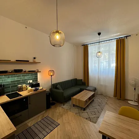 Modern In The Heart Of Vrsovice * Praag