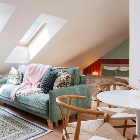 Turnkey I Antonin Dvorak Apartment Prague