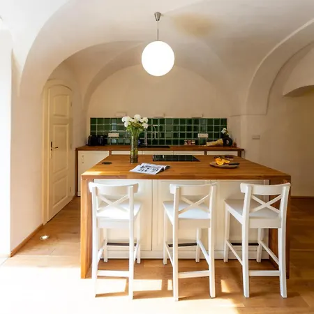 Apartment Days - Lavish In The Heart Of Prague's Old Town Prague