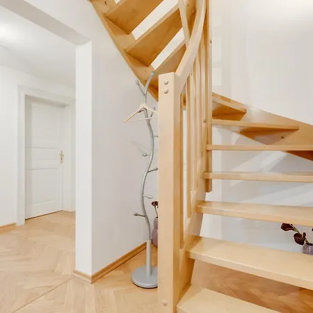 Bilkova Apartment *