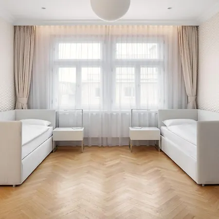Revolucni Old Town Apartment