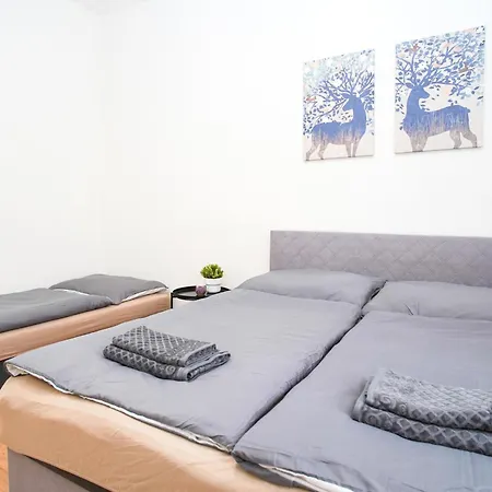 Apartment Stunning In Historical Center Prague