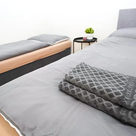Stunning In Historical Center Apartment *