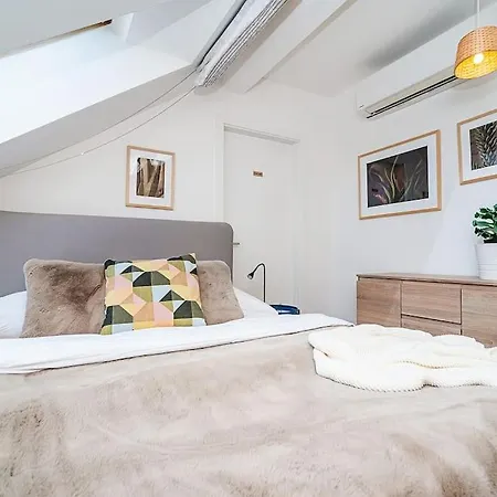 Apartment Magic With Terrace Prague