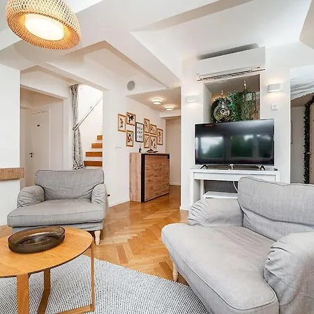 Apartment Magic With Terrace Prague