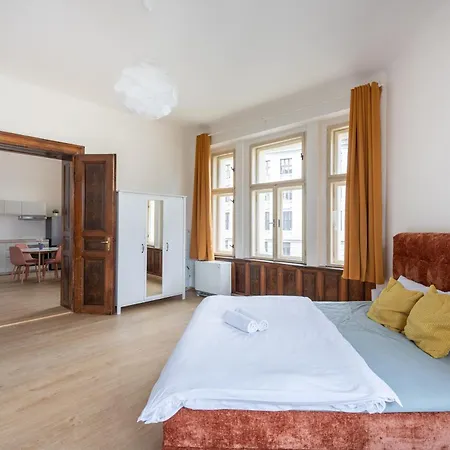 Tesnov Aparthotel 2*