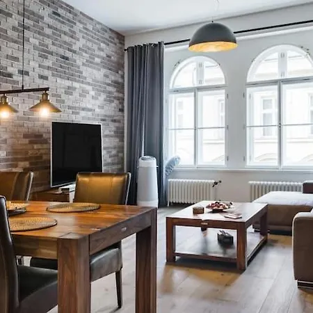 Apartment Luxury At Centre Andel! *
