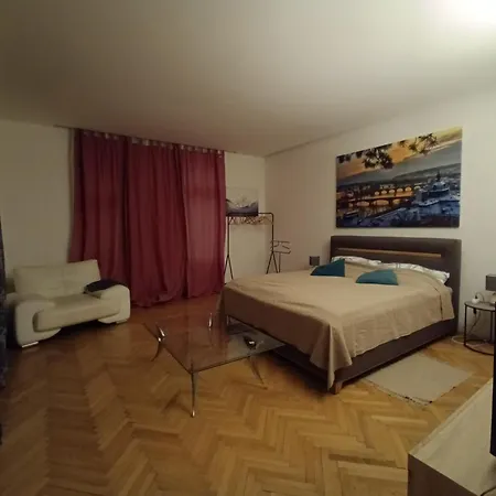 Malvazinky *