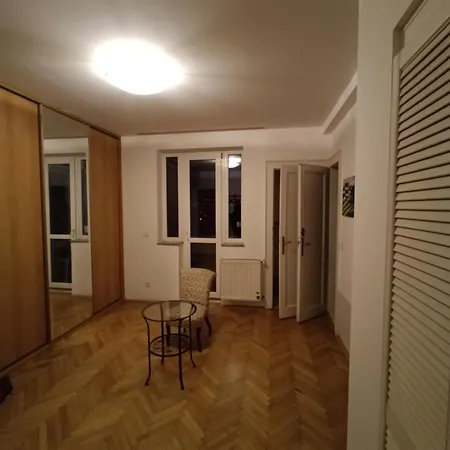 Malvazinky Apartment *