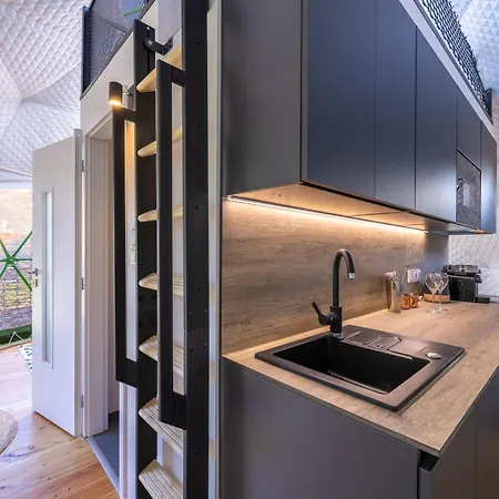 Luxe tent Glamping Escape To The Stars Under Skyline