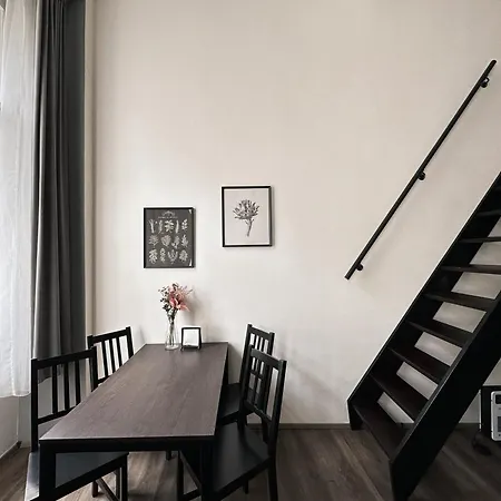 Contemporary Jindrisska Apartment *