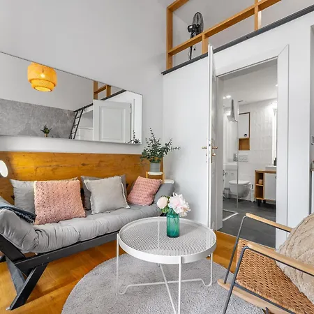 Elegant Located In The Centre Of Daire Prag