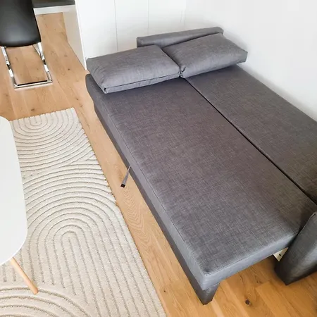 Apartment Luxurious Near The Center - Entire Unit *