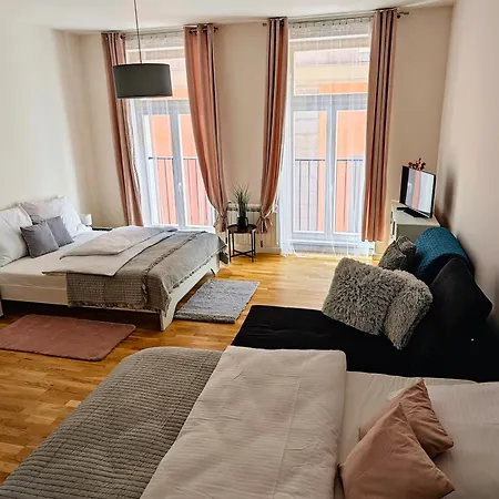Apartment Gold *