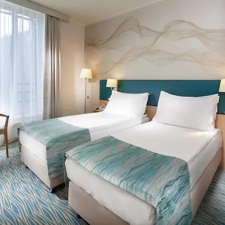 By Ihg 4* Prague