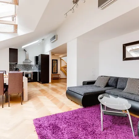 Bilkova Apartment