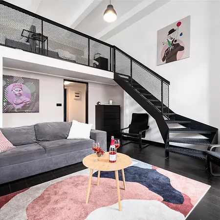 With Large Balcony, Parking Apartman *